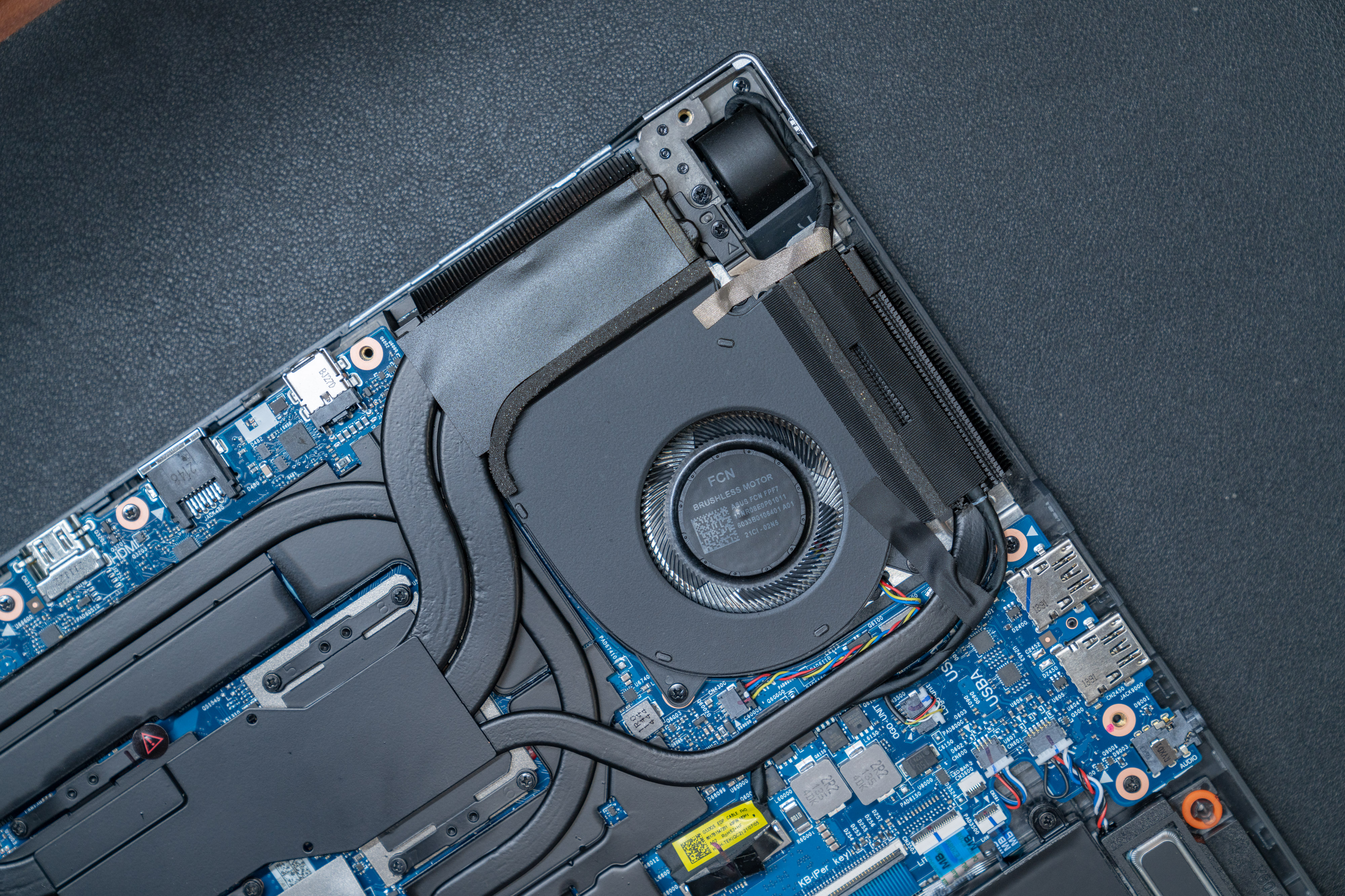 rog枪神6对比y7000p,rog枪神6i912代3070ti