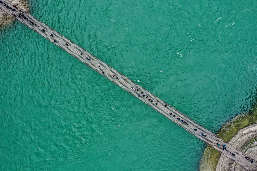 318最美川藏线之海螺沟冰川公园,稻城亚丁和泸沽湖旅游攻略