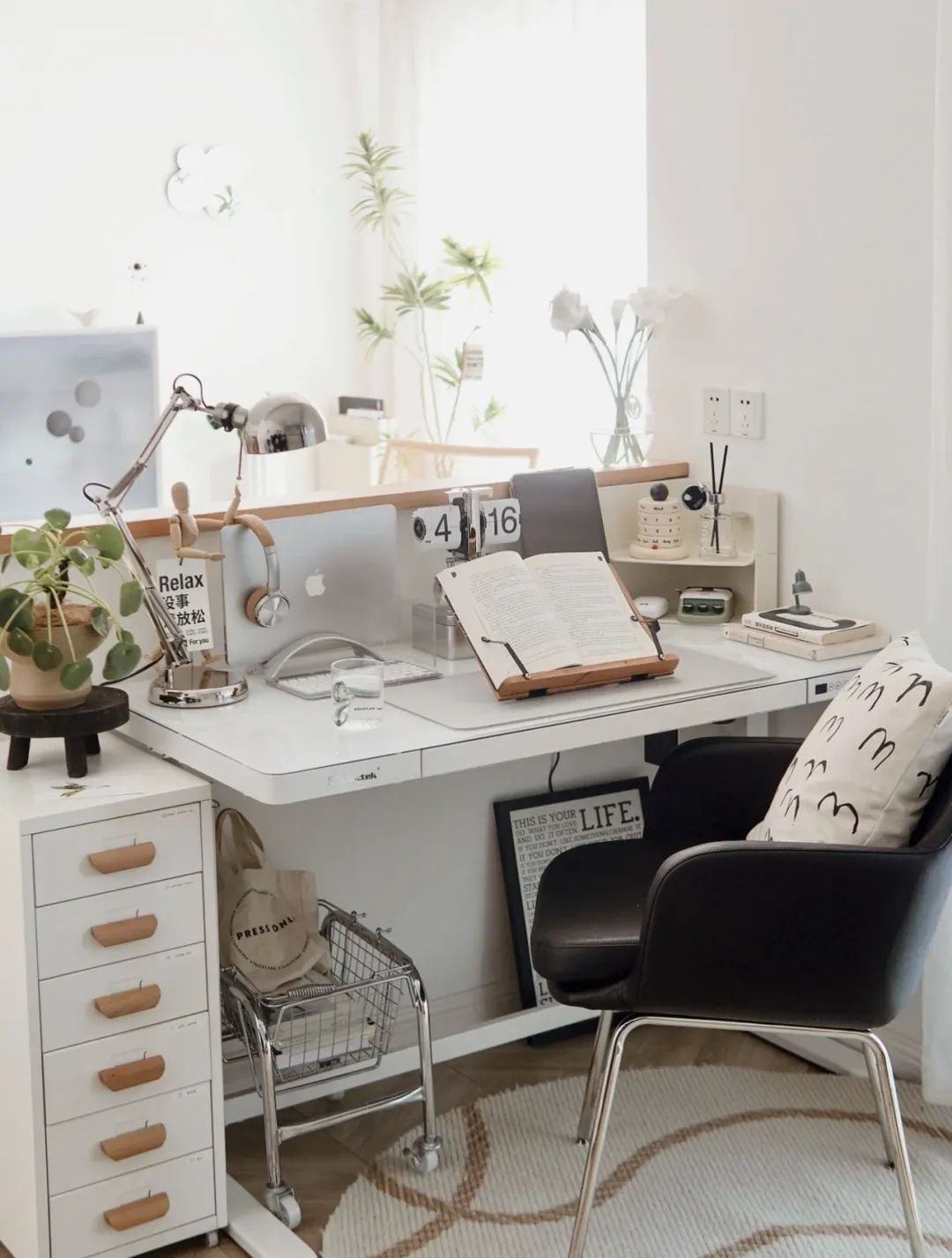 小客厅显大方法,小客厅布局最佳方案