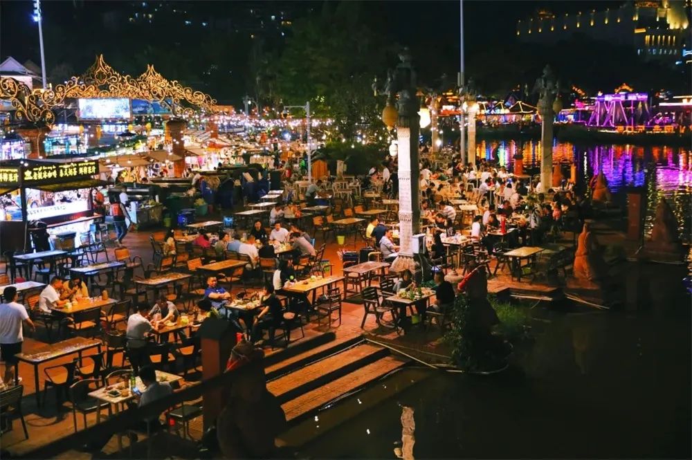 坐上动车去赴约，一起“水水水”吧！