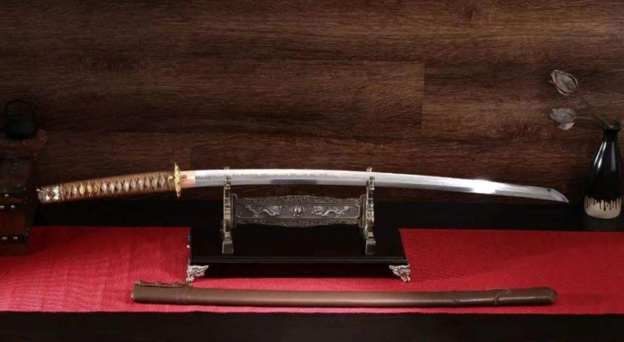 盘点二战十大著名军刀,二战时期的十大名枪