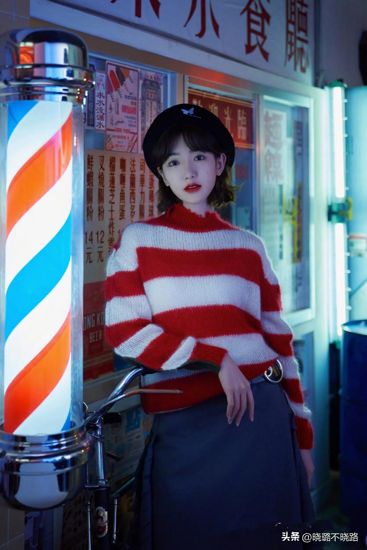 毛晓彤复古卷短发适合什么脸型,毛晓彤发型短发微卷