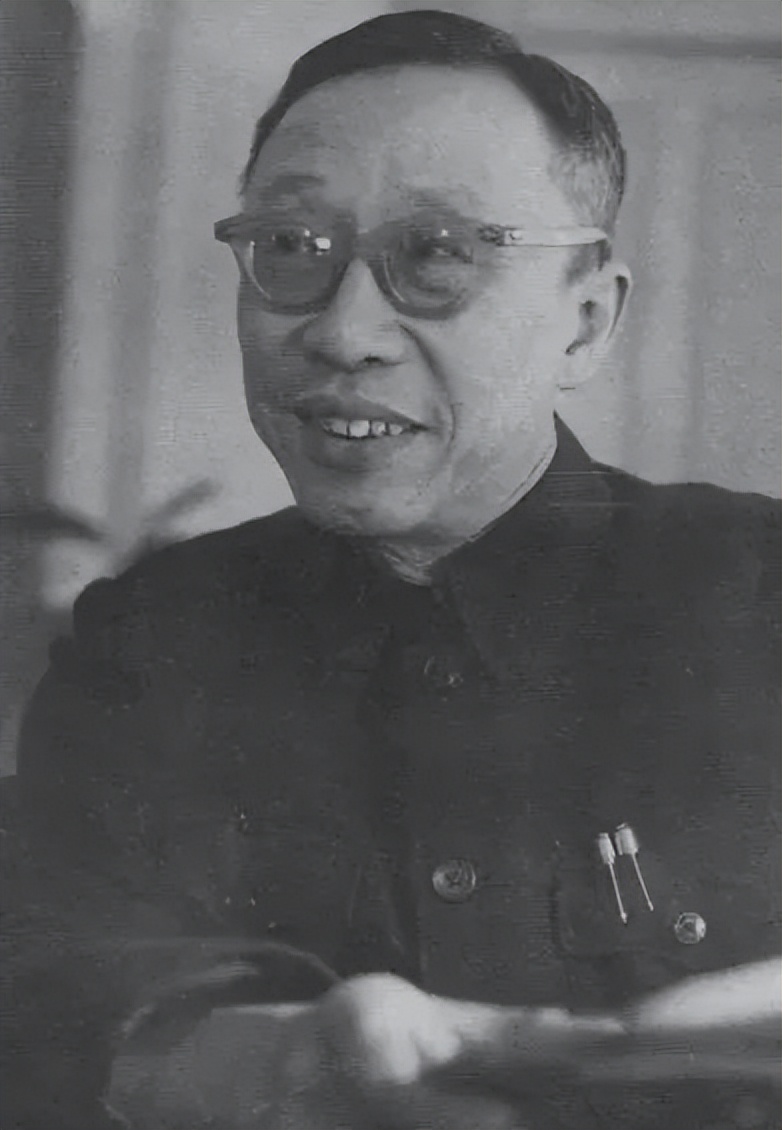 我的前半生溥仪自传内容简介,我的前半生溥仪自传小说