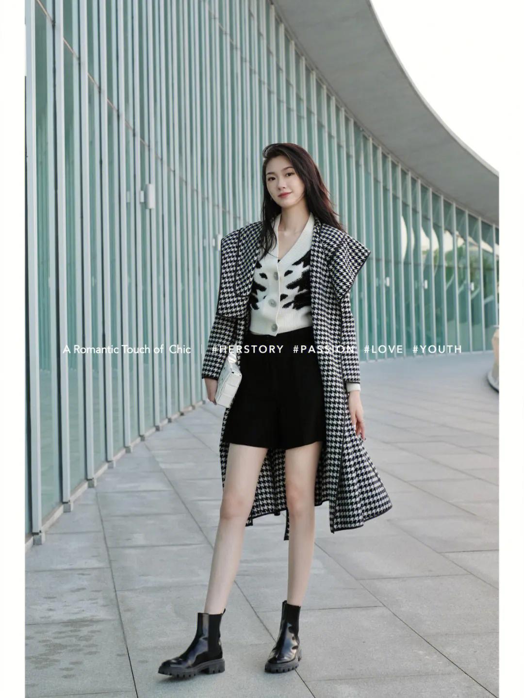 轻灵千鸟格，不会皱的大衣