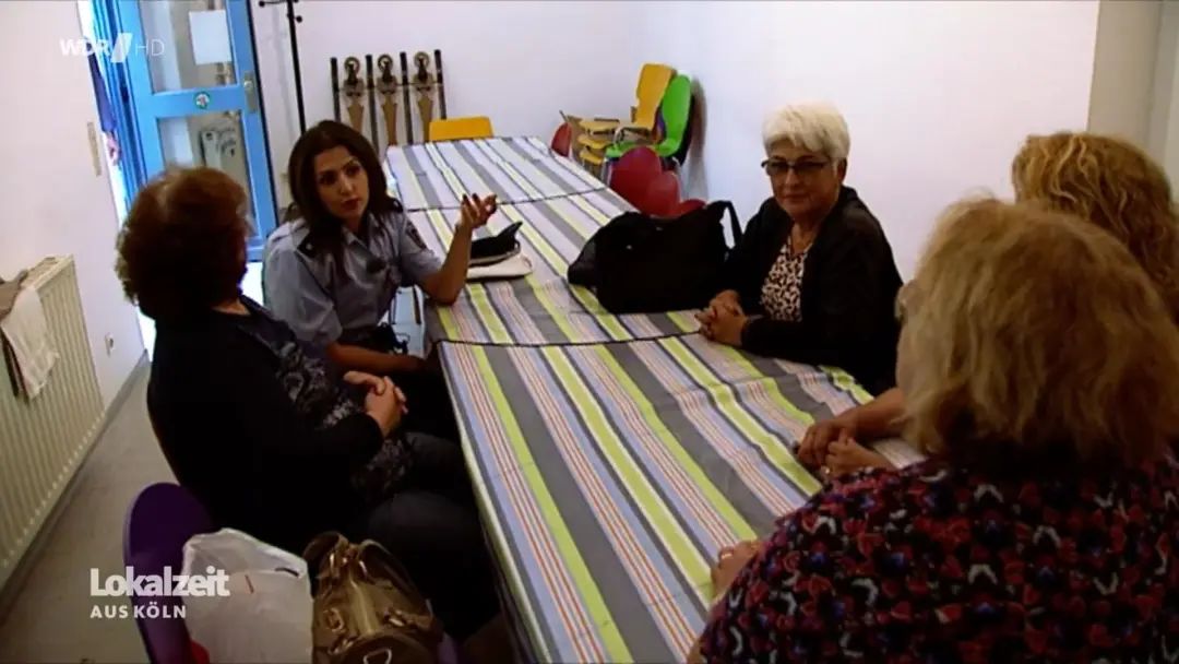 德国漂亮女警察,德国高颜值女警察