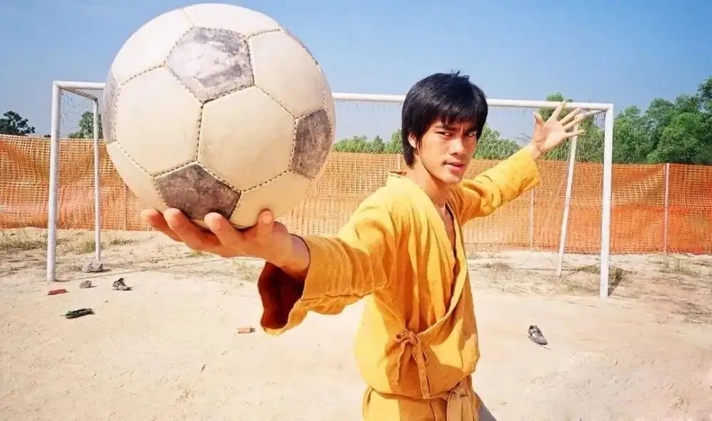 小学一年级足球第一堂课,小学生一堂完整的足球课