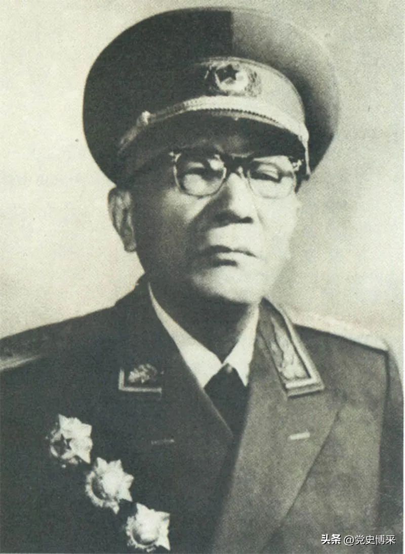 彭德怀评价刚正不阿的黄克诚：你比我还像彭德怀