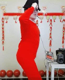 *牙虎**直播发布S12平台解说名单,未见姿态和刚子