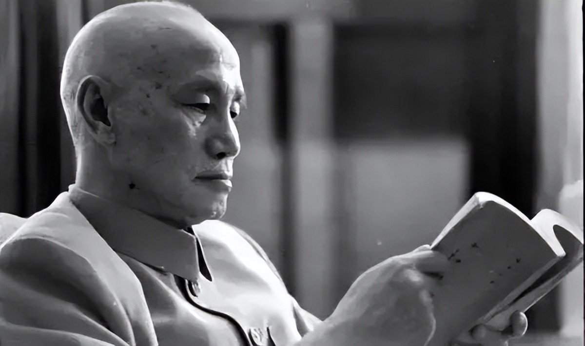 国民*党**为何会败？临别大陆之际，蒋介石给出了三个答案