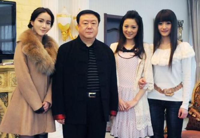 尤小刚三婚,尤小刚多少岁娶第三任妻子