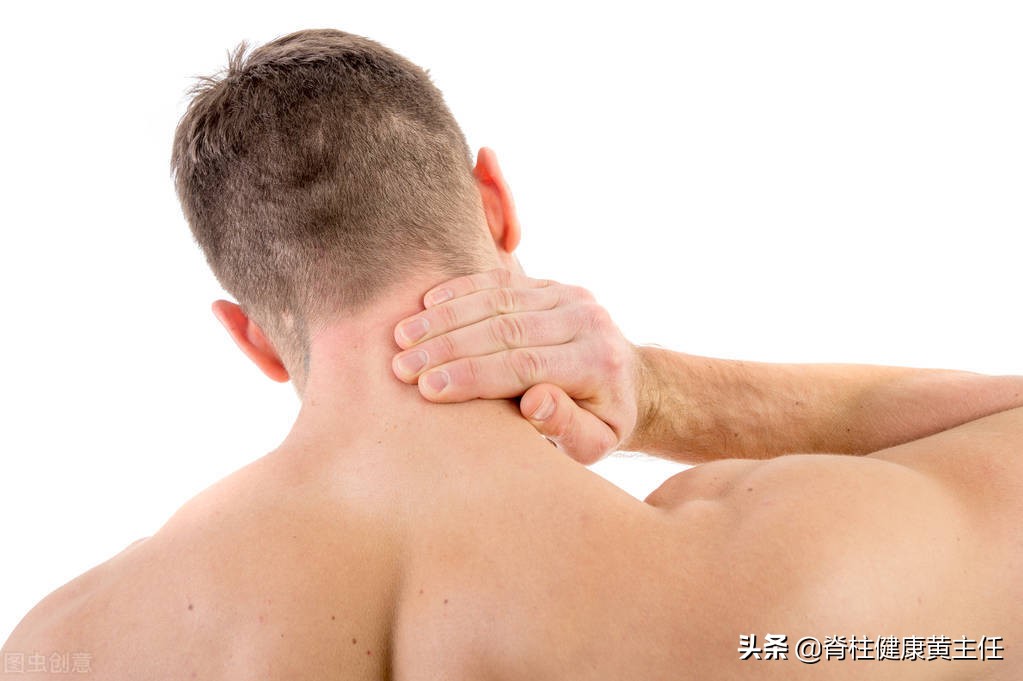 肩胛骨内侧疼痛一招搞定,肩胛骨内侧疼痛最好的治疗办法