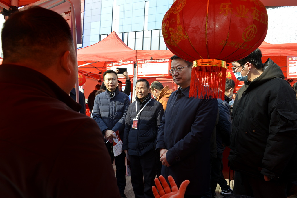 工会就业扶贫招聘会,工会送岗招聘活动方案