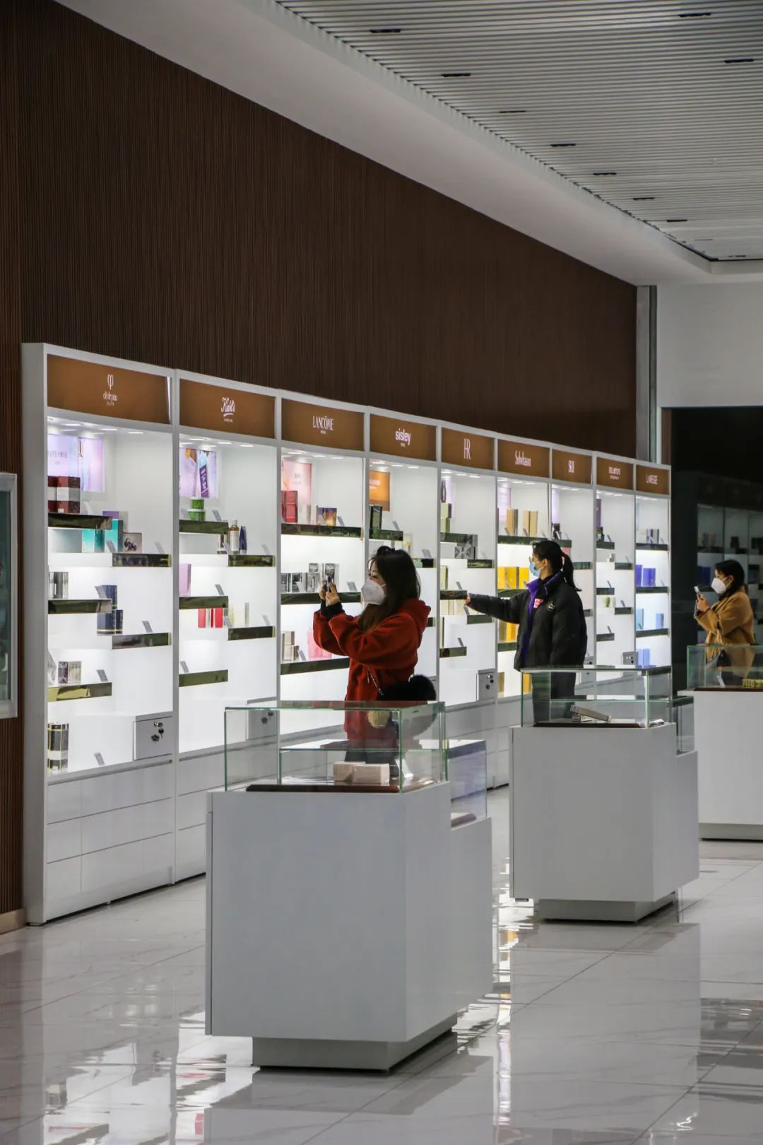 云南免税店怎么购买,云南免税店1.5升红酒