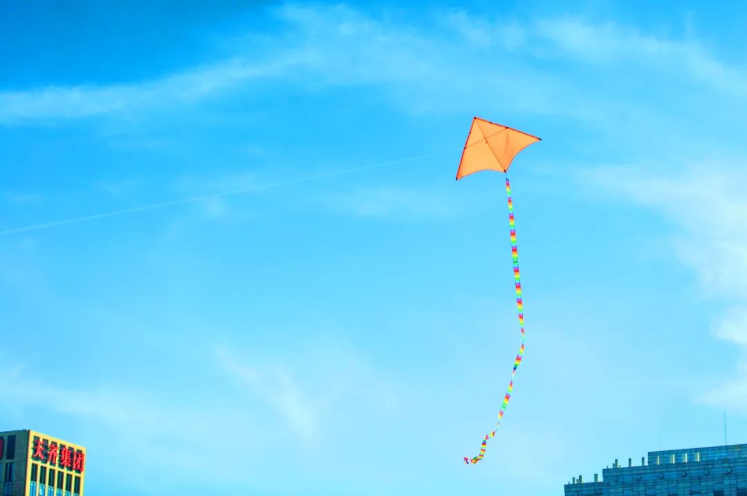 春天的天空是属于风筝的，快收藏济南这些放风筝的好地方！
