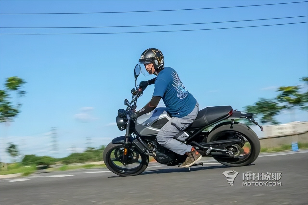 高金gk400对比gk500,高金gk400骑行感受