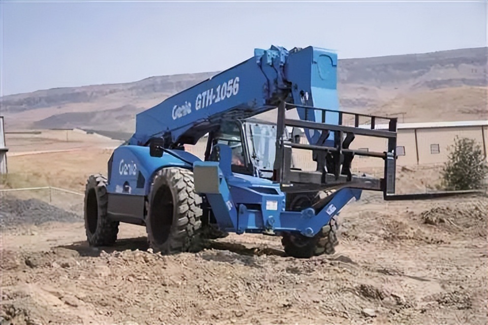 关于北美伸缩臂叉装机市场的未来，专家众说纷纭