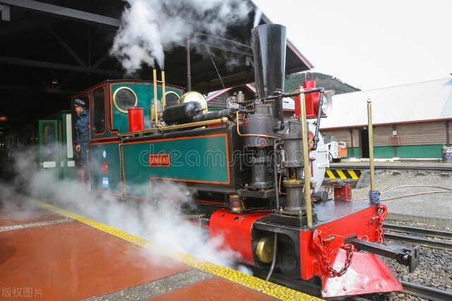 为什么每次坐火车都晚点,火车经常晚点是为什么