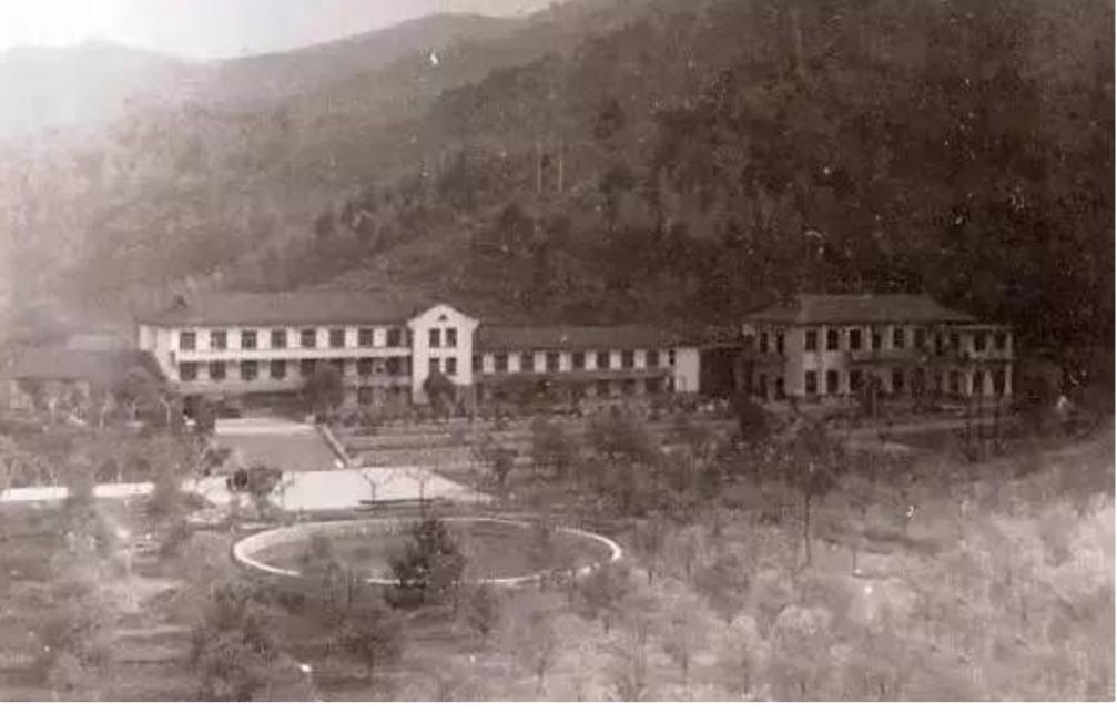 深扒历史铁姑娘郭凤莲的艰难转身,山西大寨郭凤莲图