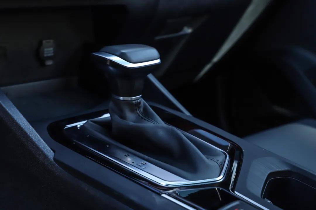 哈弗h6和帝豪gl选哪个,吉利帝豪和哈弗h6对比