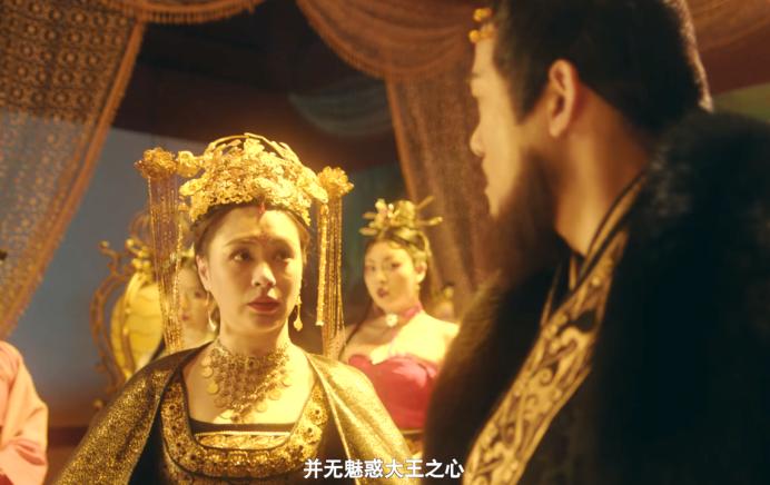 一手好牌打得稀烂的女人,一手好牌打得稀烂女主