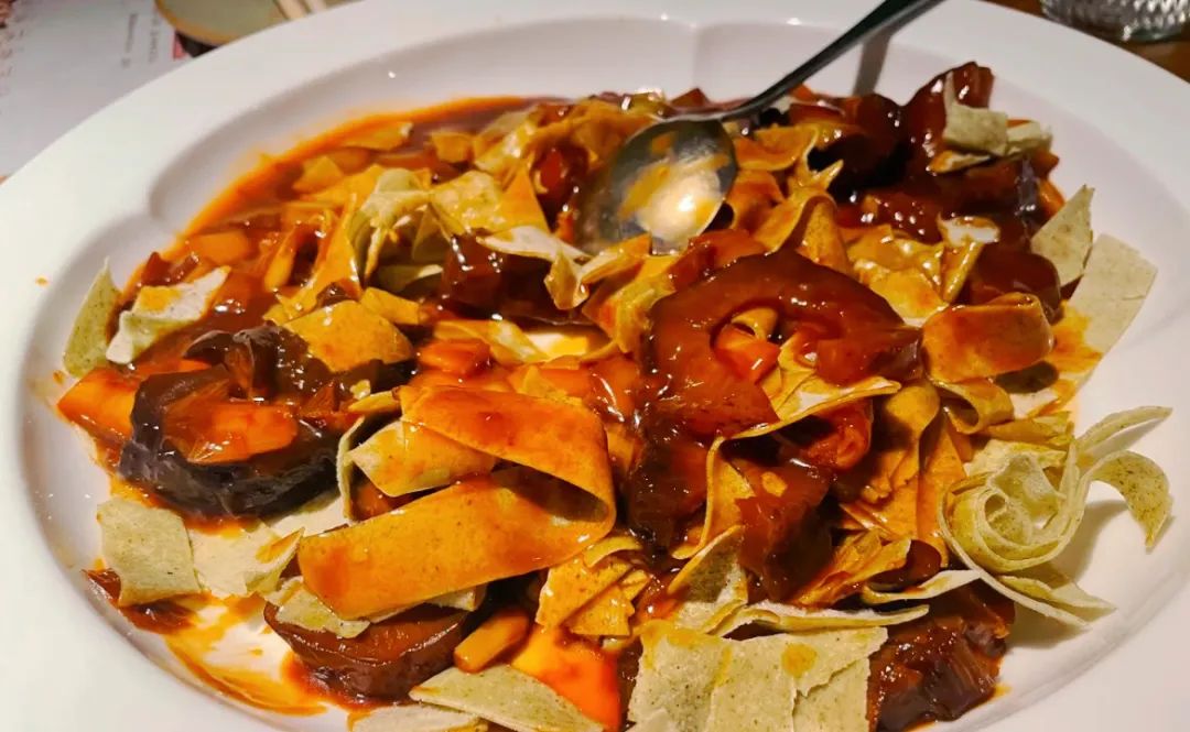 想给这座低调的贵族城市抱不平，它才不是小透明！