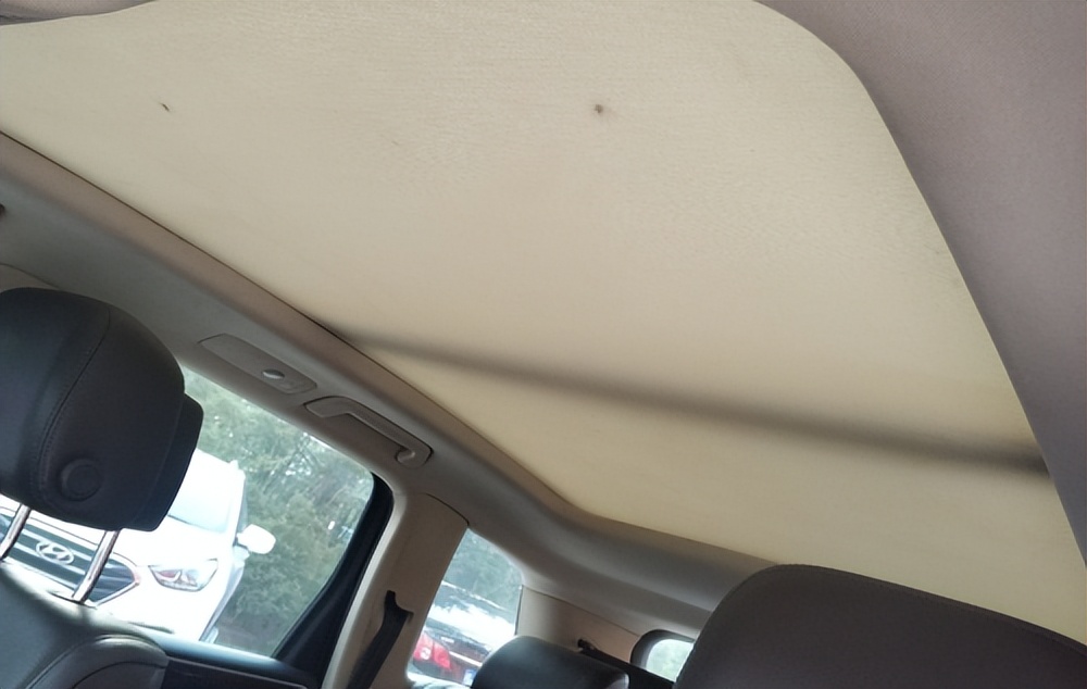 大众途锐低配版多少钱入手,大众途锐v6值得入手吗