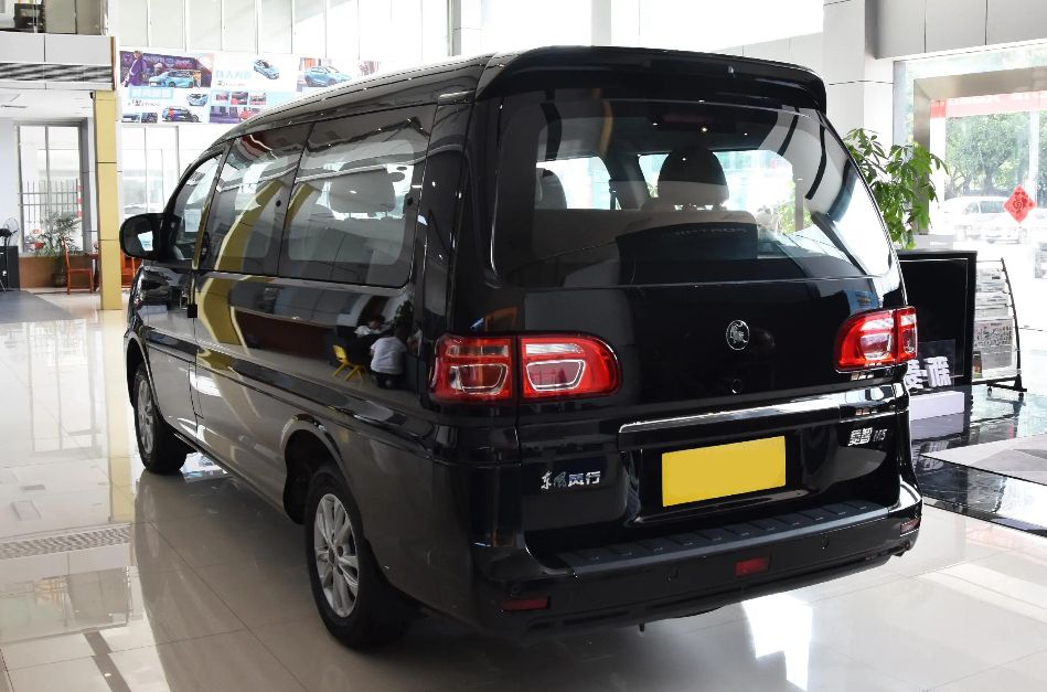 国产mpv东风,东风风行菱智m5奋斗款驾驶体验