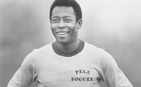 世界三大公认足球球王,球王贝利巴西足球传奇