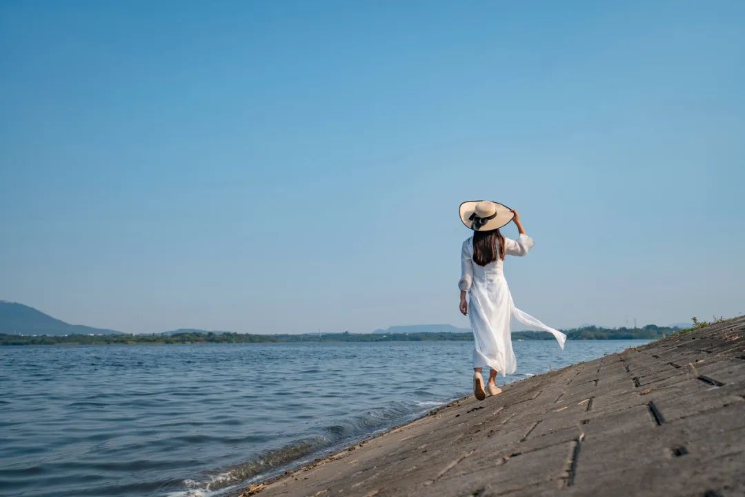 一个人的智慧决定了你能走多远,决定一个人能走多远从来不是智商