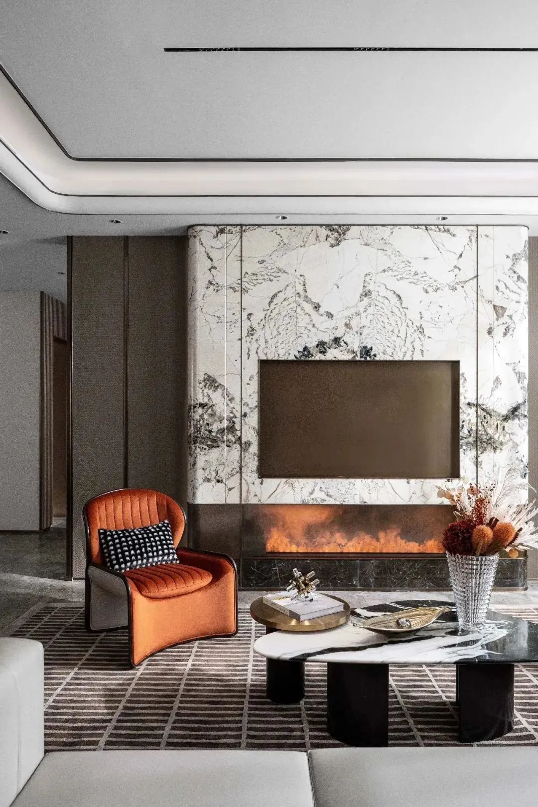 天然奢石和人造奢石的辨别,天然奢石与人工奢石对比