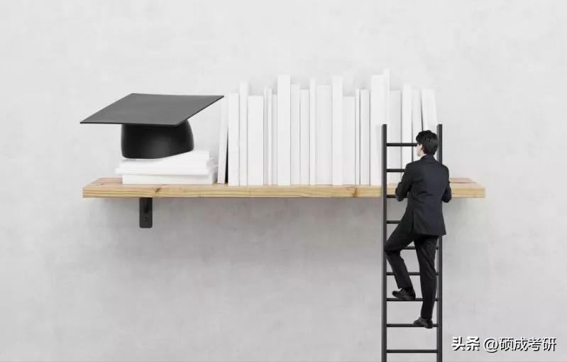 “高不成，低不就”研究生成了就业市场上比本科生更尴尬的存在？