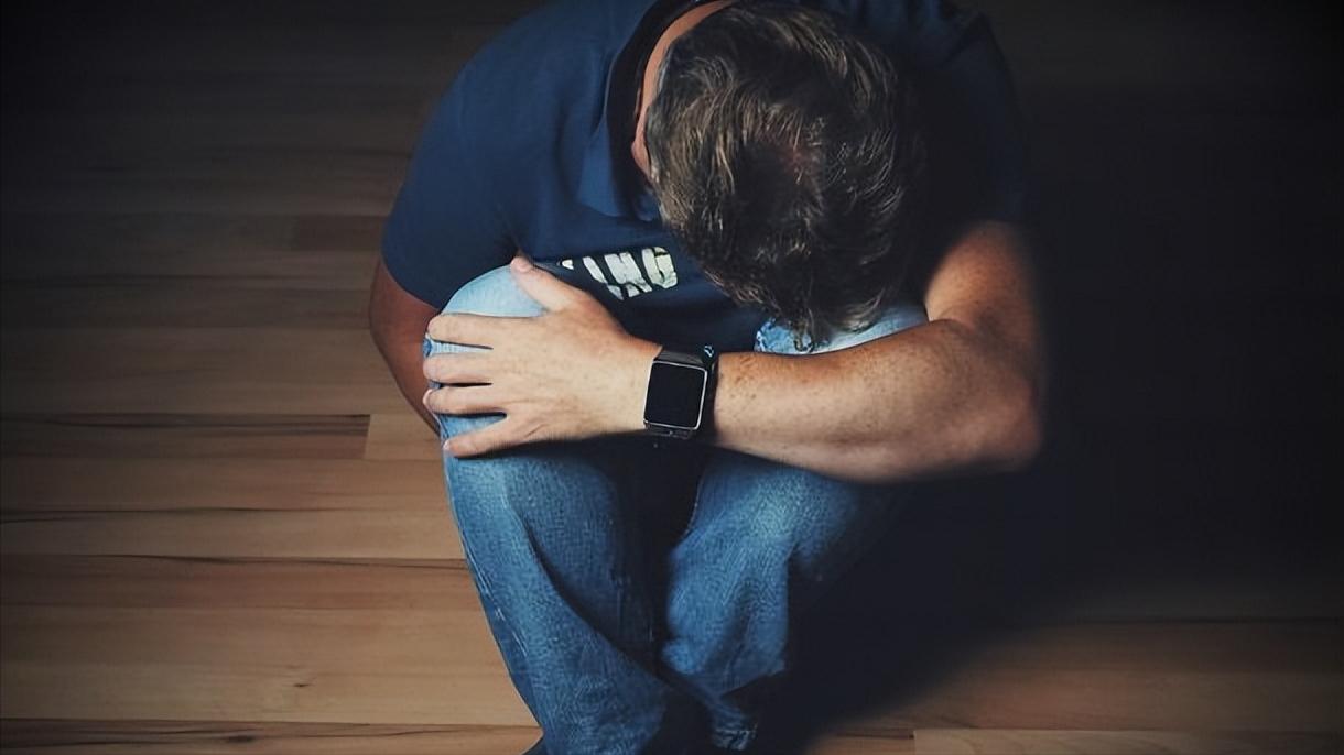 自述酒瘾有多难受,什么是性成瘾症怎么治疗