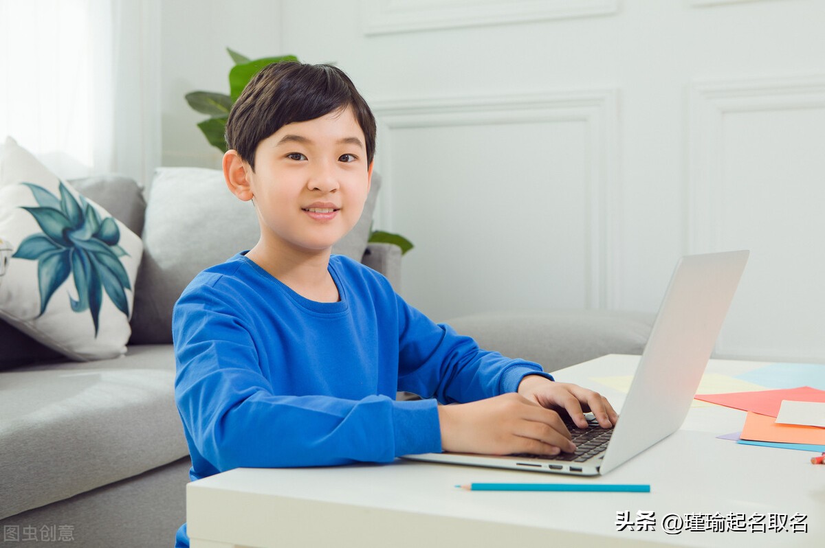 2022虎年男孩满分的名字,2022年虎年男孩阳刚大气名字