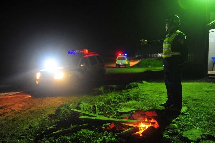 公务员报考海关必选政治吗,海关公务员报考条件专业