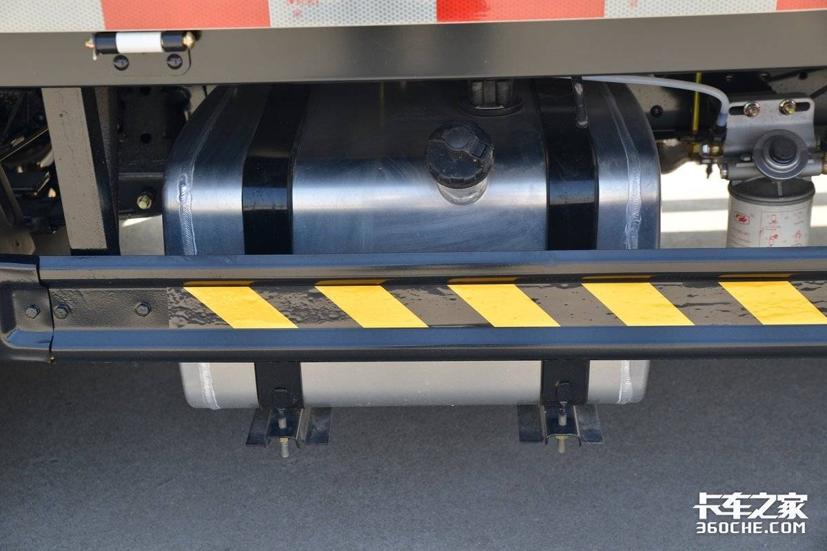 东风小霸王轻卡w17价格,东风小霸王微卡w17排量多大