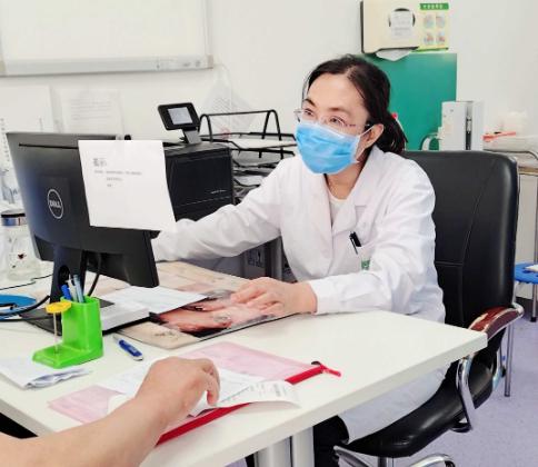 妻子对丈夫的精华过敏，还能同房和生娃么？听听医生怎么说