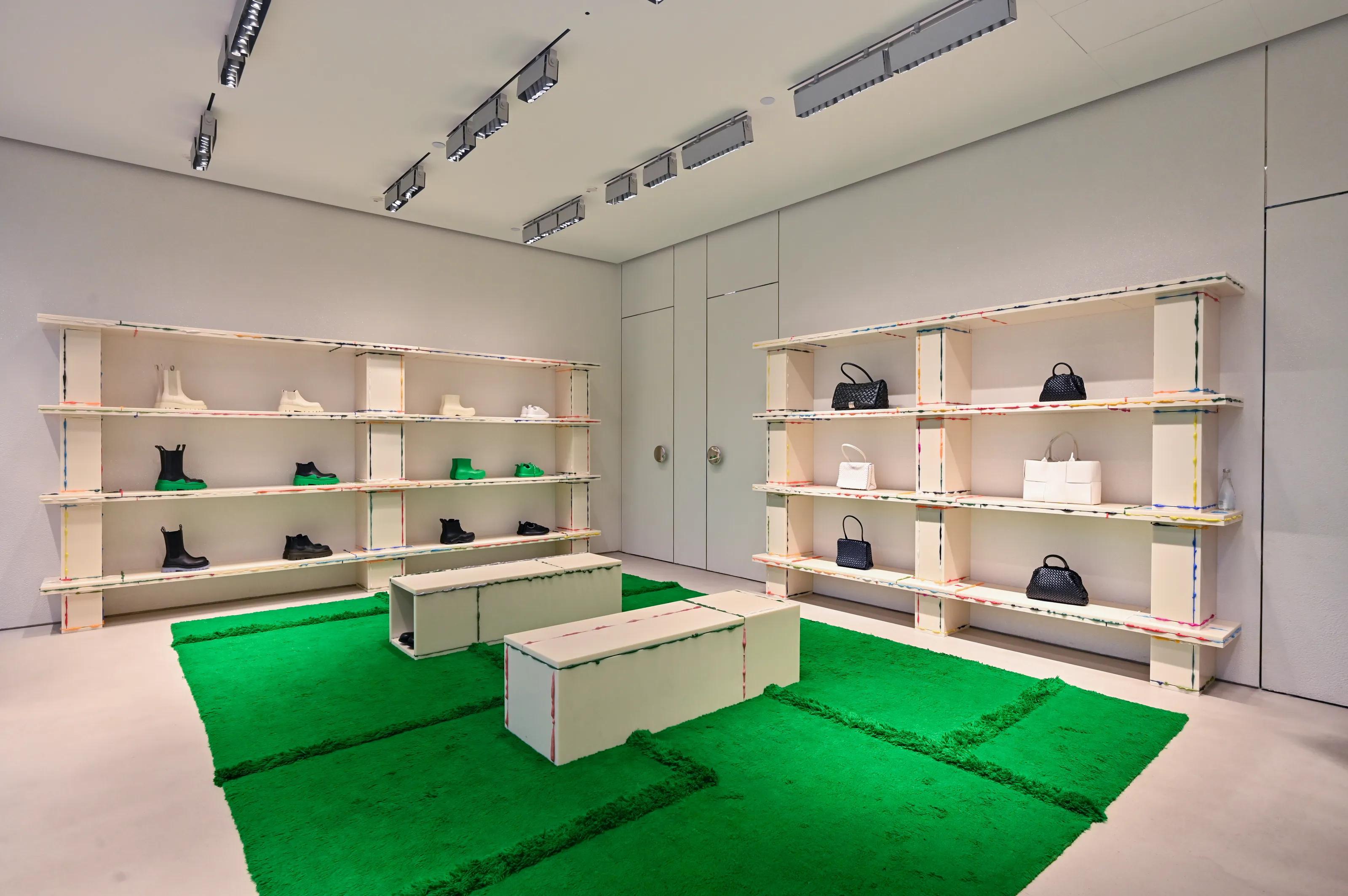 成都太古里nbgrey概念店,bottegaveneta成都太古里