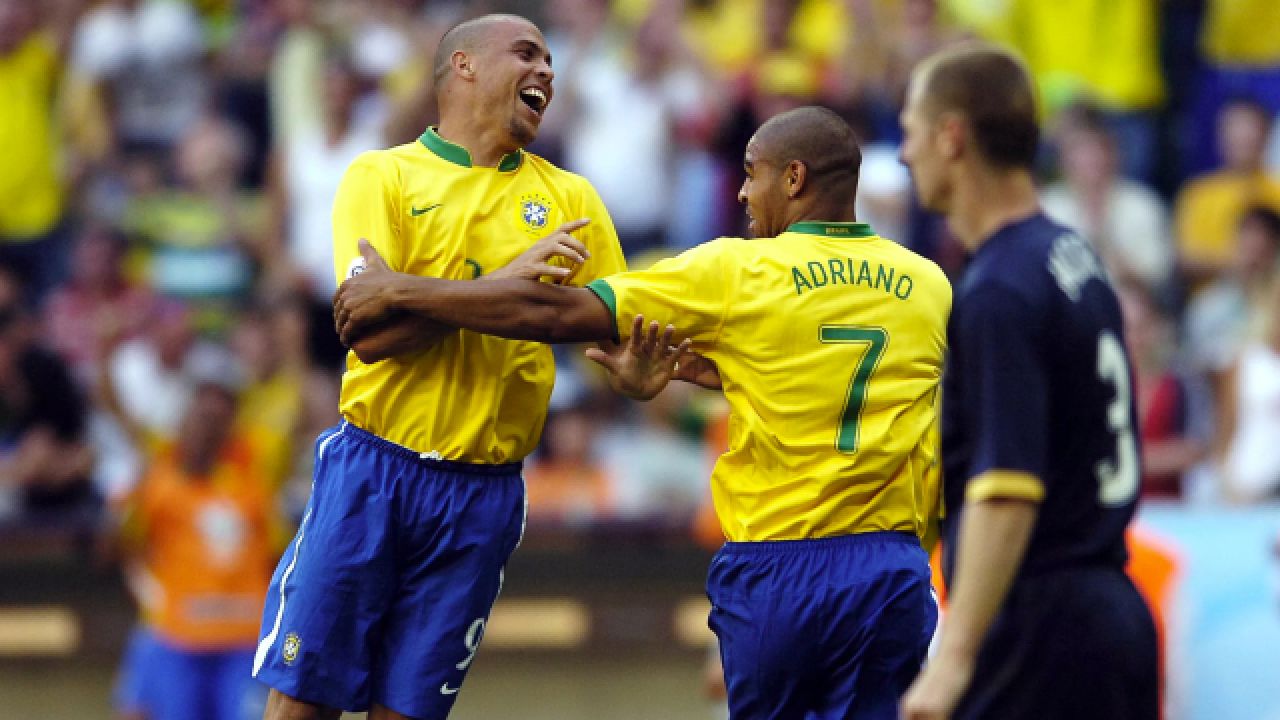 足坛罗纳尔多有多强,罗纳尔多职业生涯过了多少门将