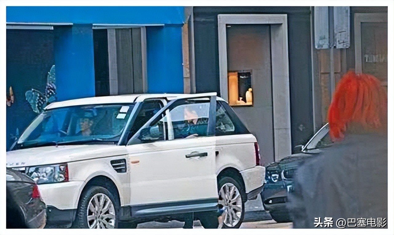 目前郑伊健靠什么生活,郑伊健低调笑谈婚后生活