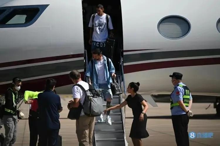 梅西中国行跟澳大利亚比赛回放,梅西抵达世界杯