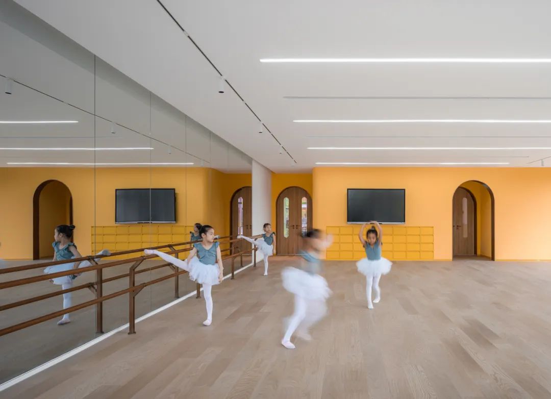 绿野仙踪开启，蒙德斐尔.幼儿园|零壹城市作品