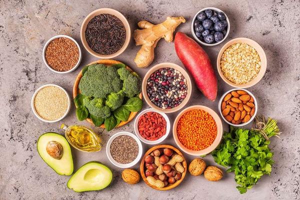 肠道疾病日常如何调理,肠胃病吃什么对肠道好