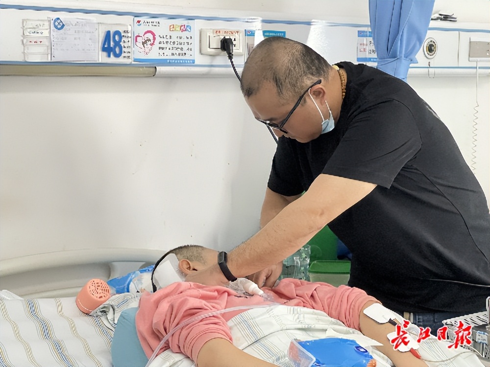 首例人类大脑芯片已植入,给大脑植入芯片