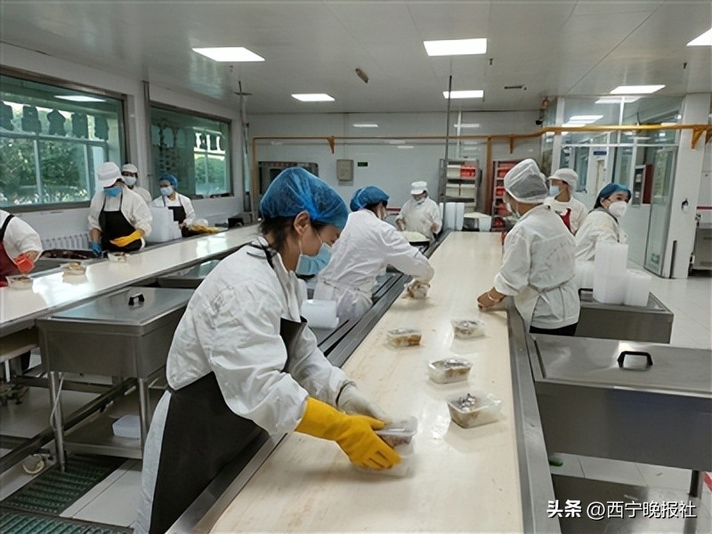 2600余份爱心餐,5000余份爱心餐