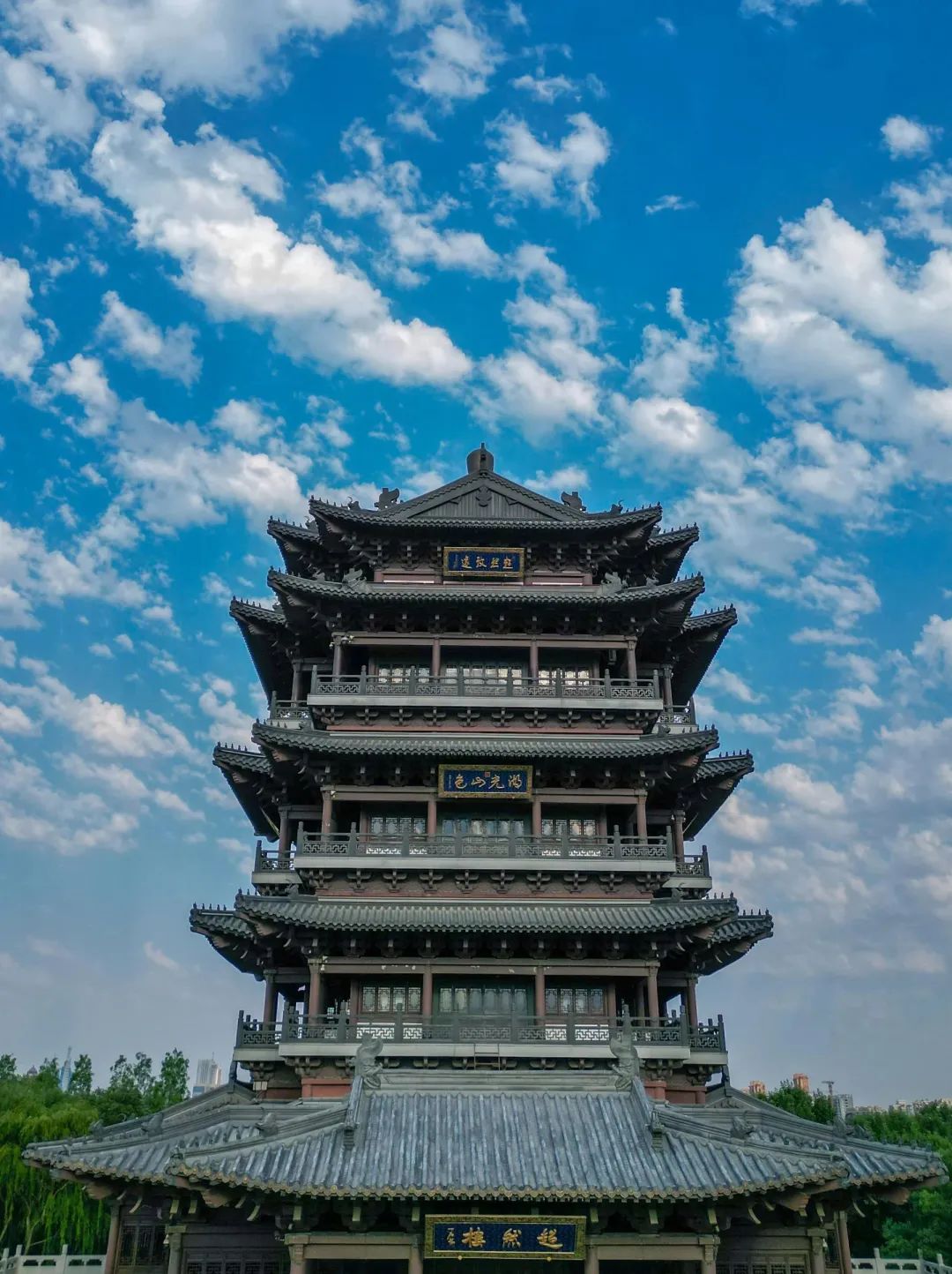 最近济南热门打卡地,济南景区火爆出圈