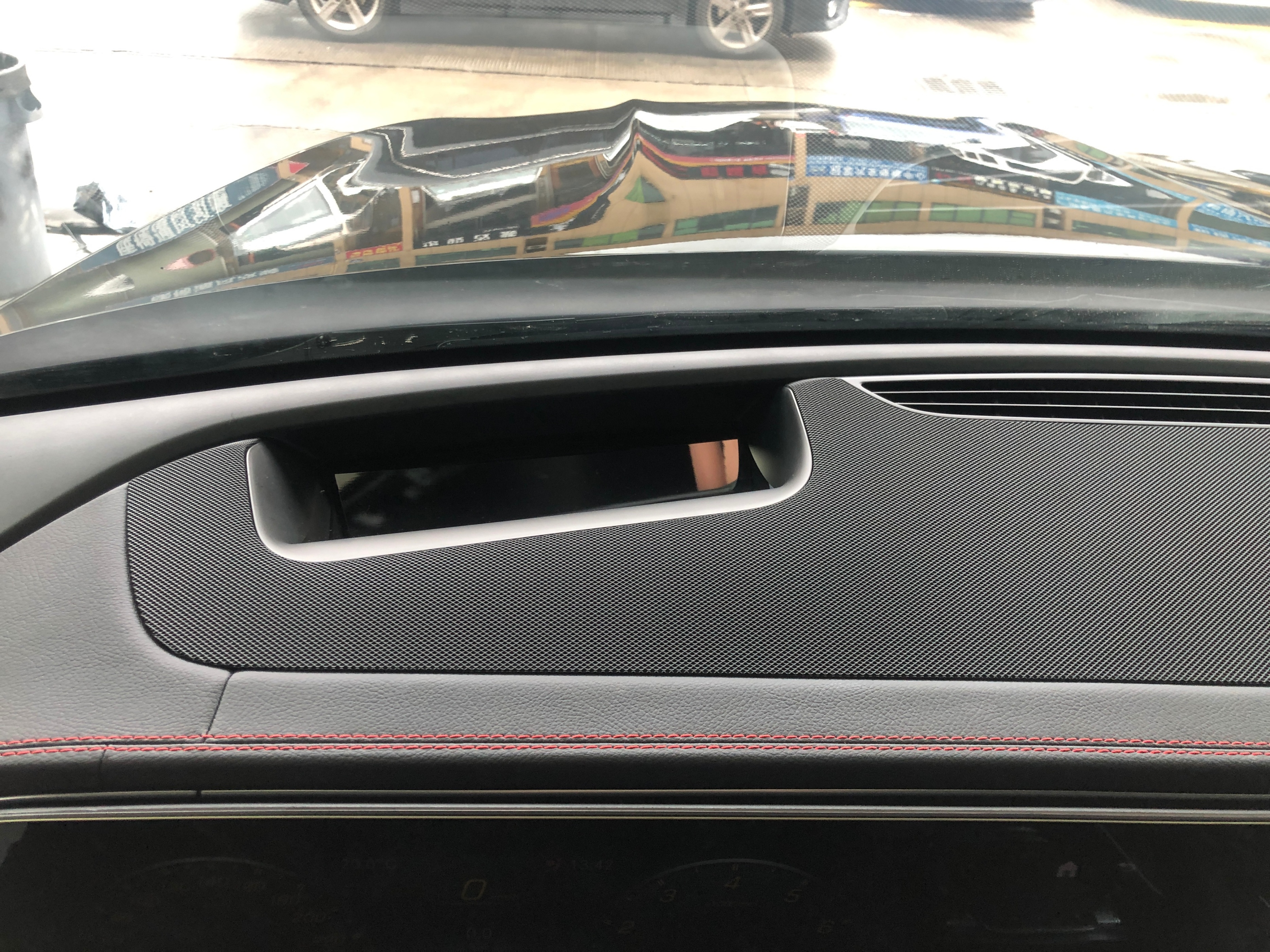 奔驰amggle53车辆功能按键讲解,gle53amg2024款抬头显示功能