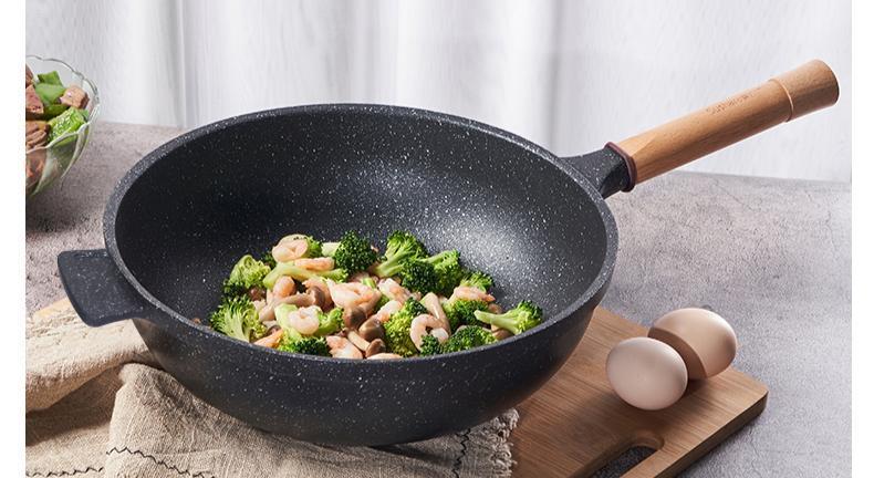 不粘锅会释放有毒物质吗,不粘锅有划痕到底有没有毒