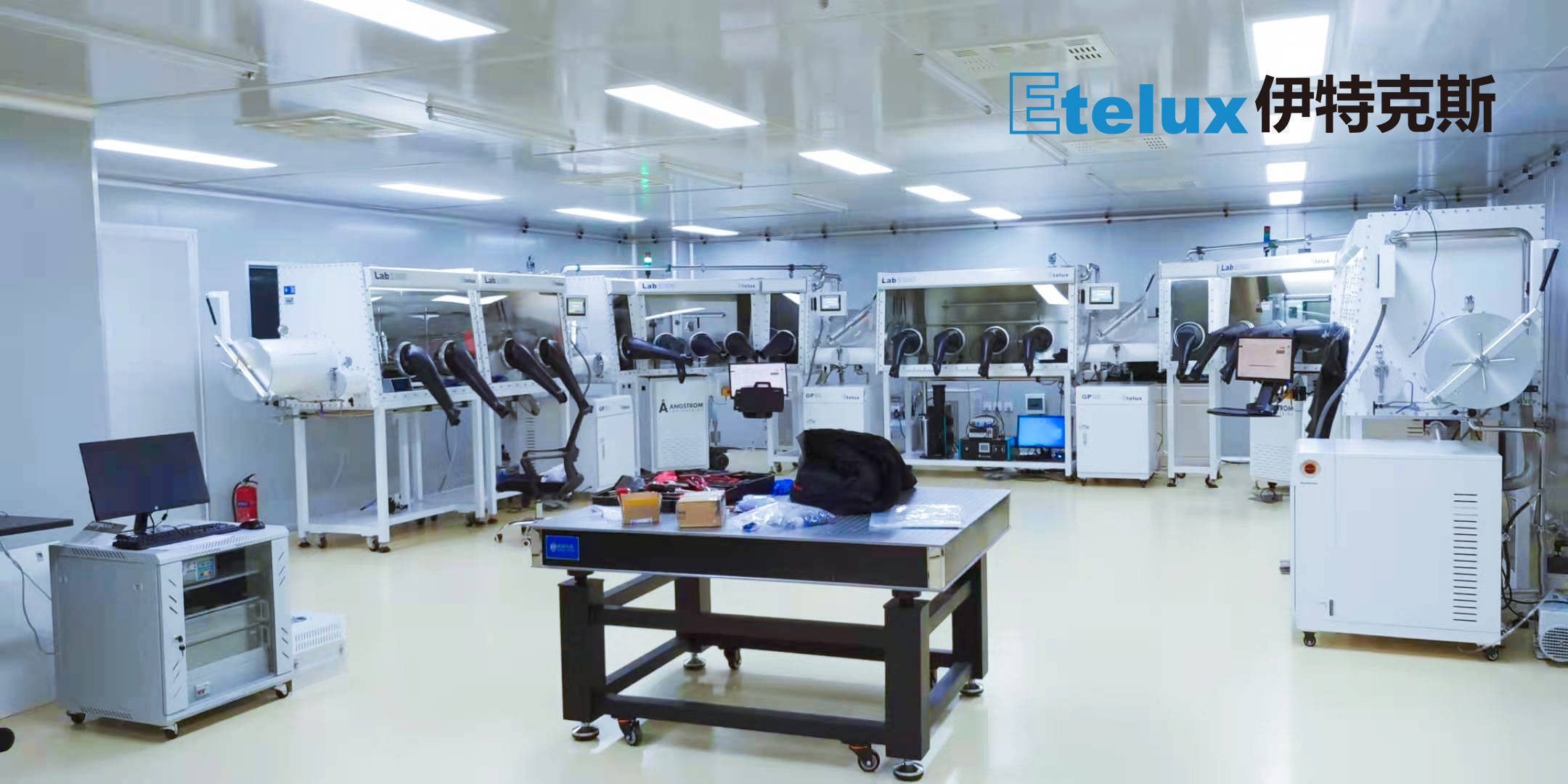 真空镀膜机小设备,真空镀膜机的操作其实并不困难