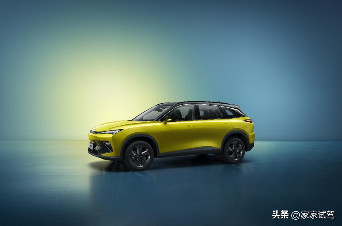 北汽魔方suv试驾视频,北汽魔方哪款车值得买