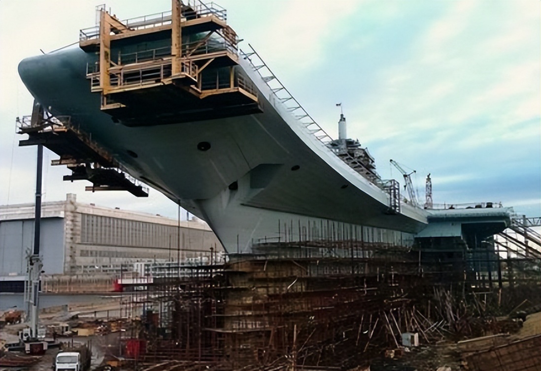 印度买飞机血泪史,印度航母花了多少钱买的